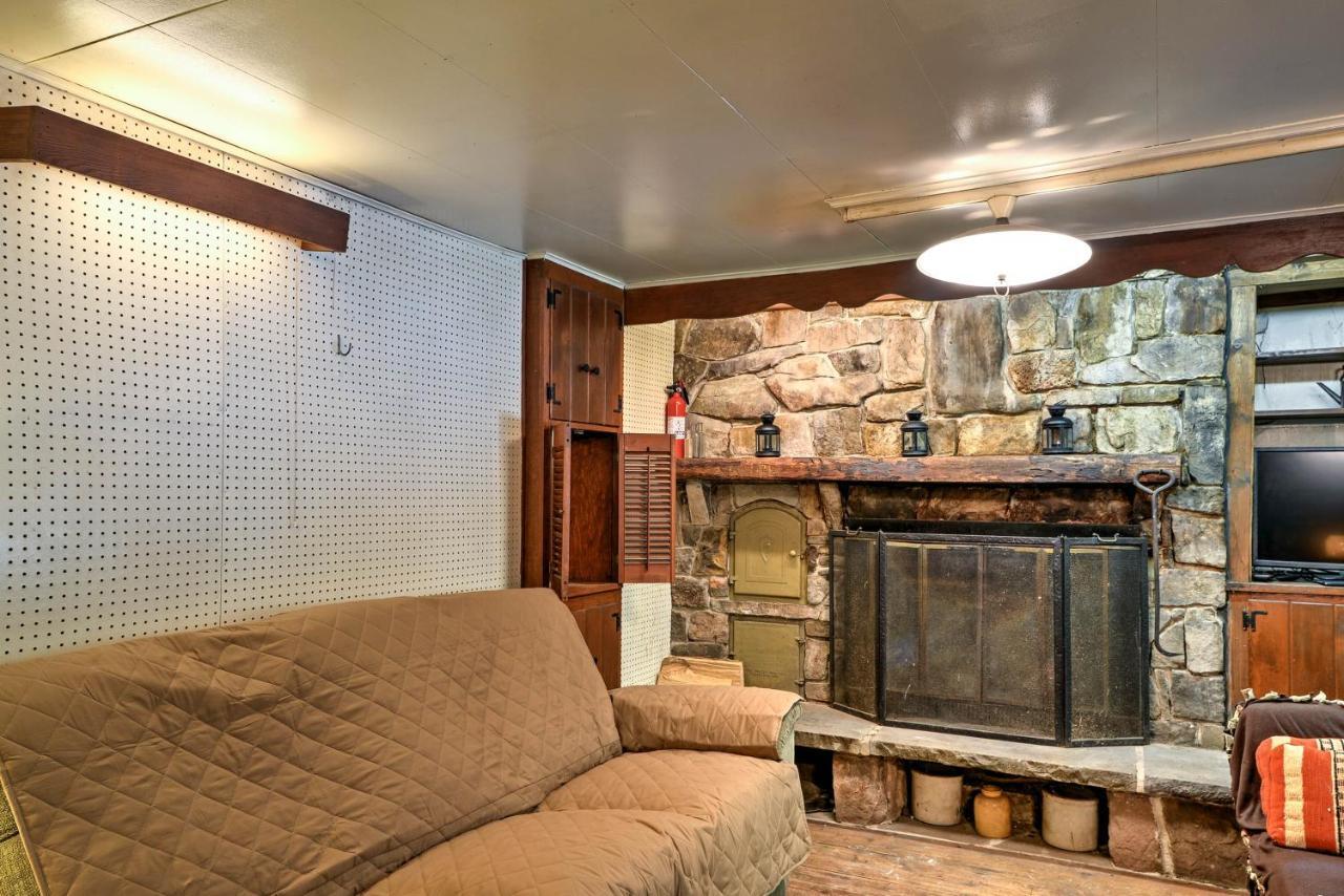 Сasa de vacaciones Rustic Cabin Near Hunting And Fishing